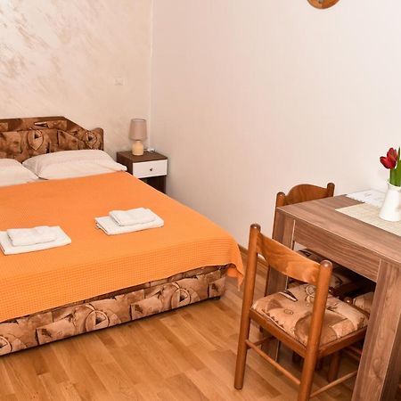 Apartments Simun Котор Екстериор снимка