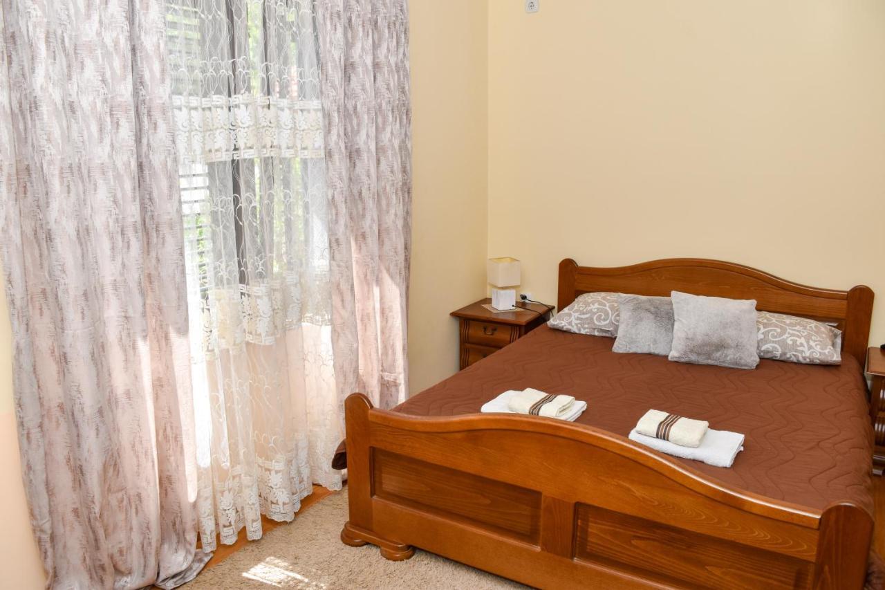 Apartments Simun Котор Екстериор снимка