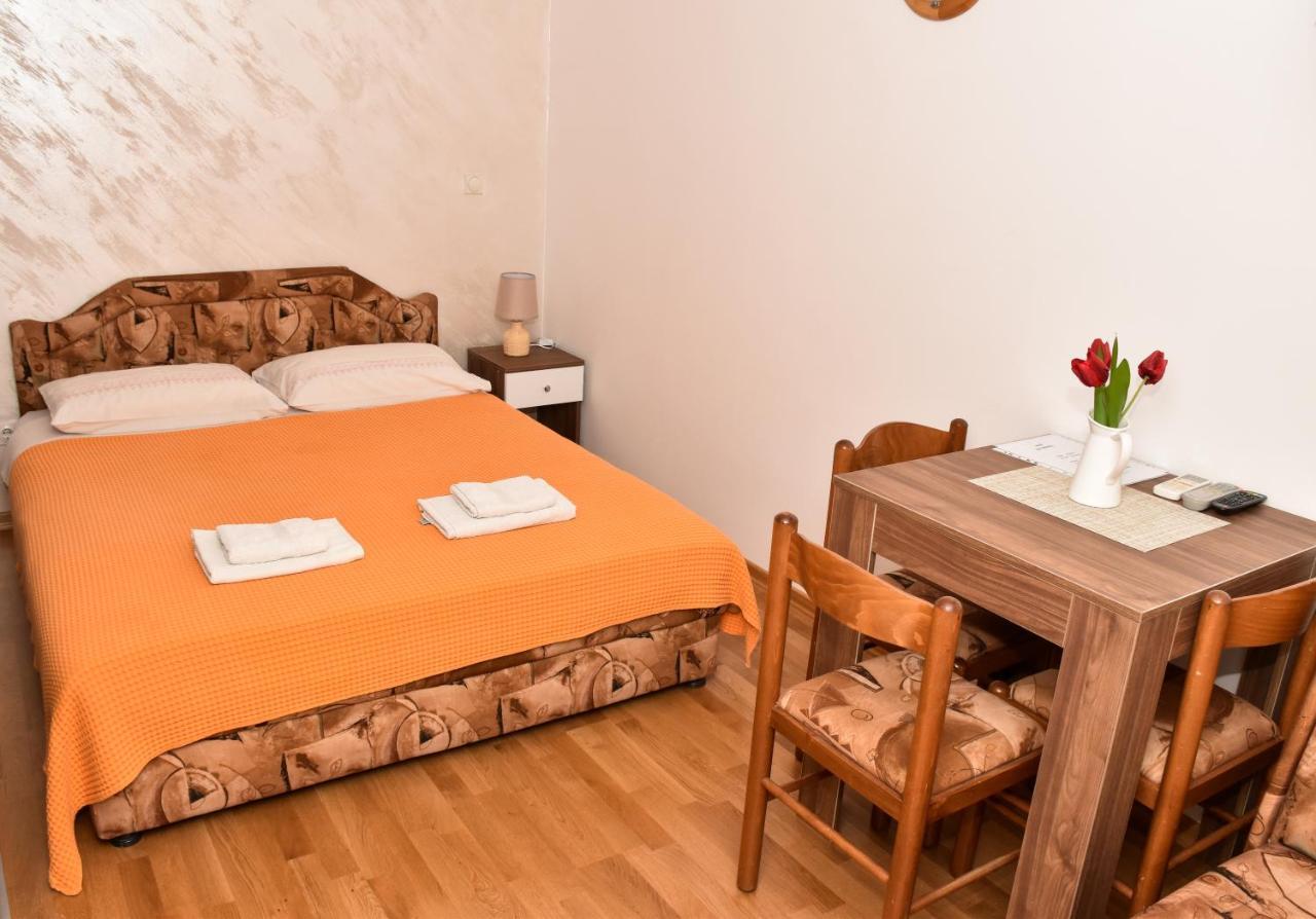 Apartments Simun Котор Екстериор снимка