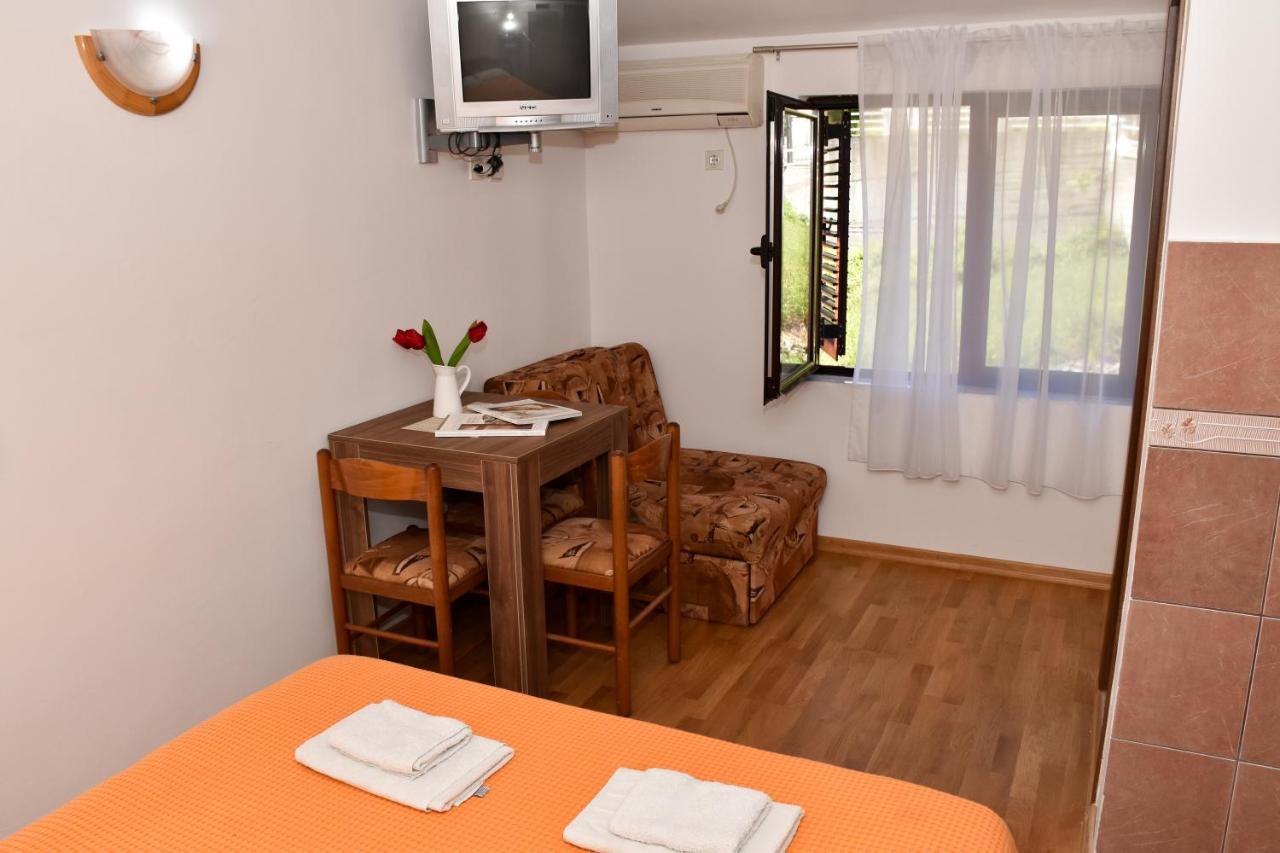 Apartments Simun Котор Екстериор снимка