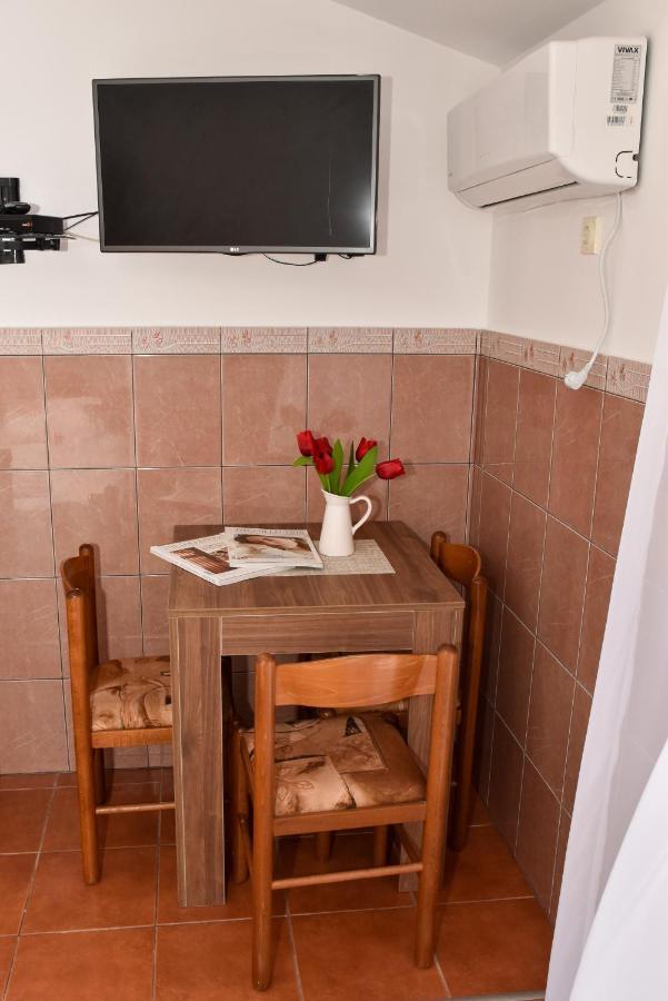 Apartments Simun Котор Екстериор снимка