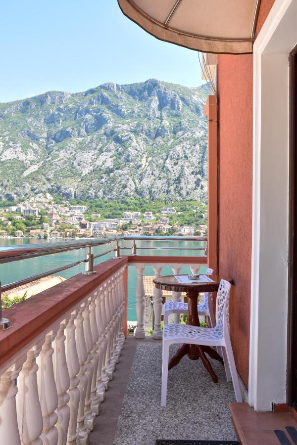 Apartments Simun Котор Екстериор снимка